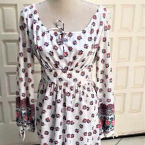 SAKS White Floral MAXI Ruffle Dress, Excellent